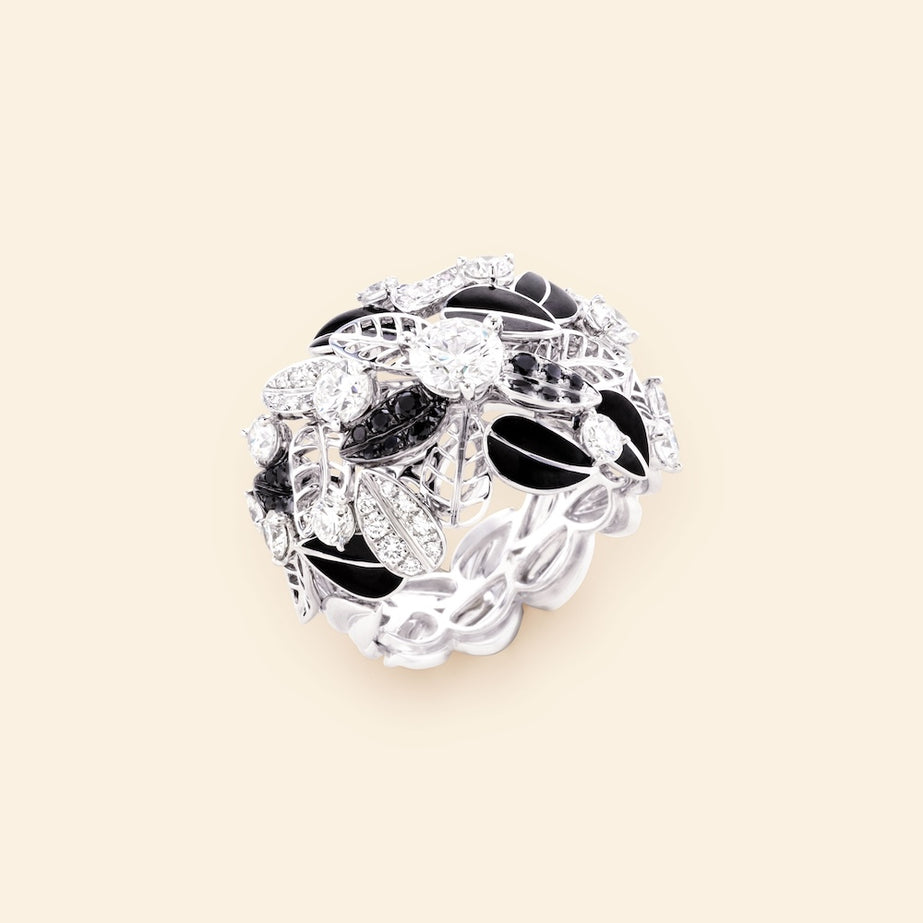 Foglio Ring Black and White
