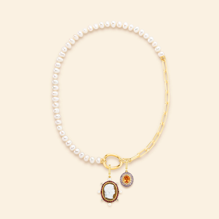 Precious Cameo Diamonds Yellow Gold Mellerio