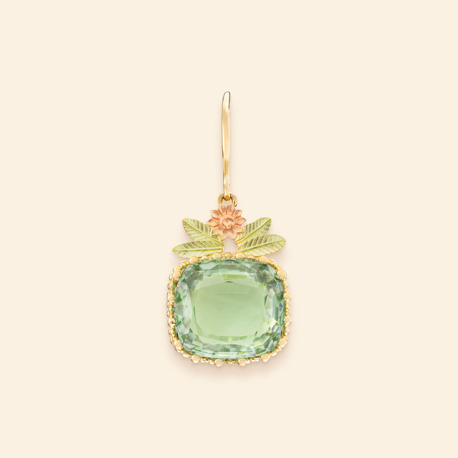 Boucle d'oreilles or jaune joaillerie Mellerio