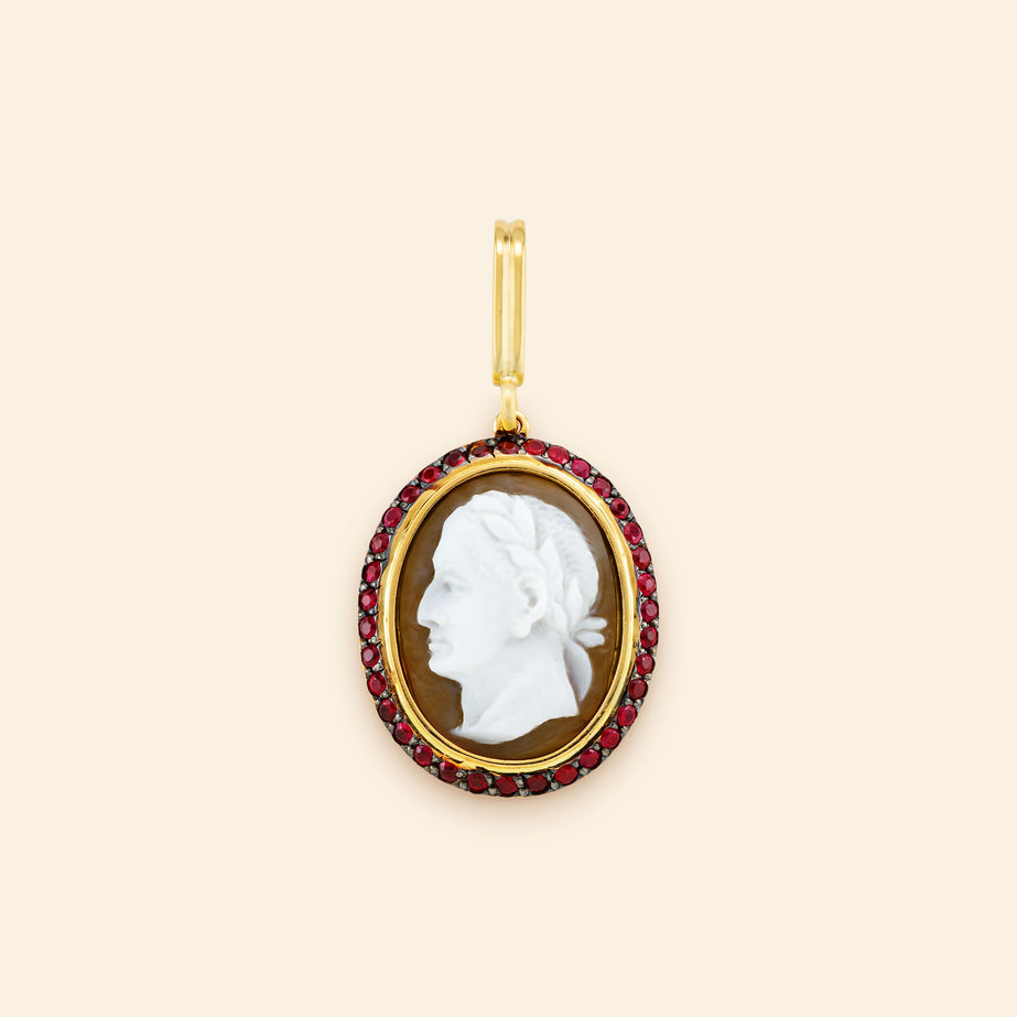 Precious Cameo Rubies Medal Yellow Gold Mellerio